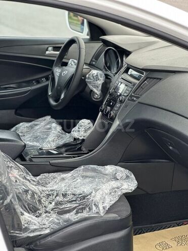 Hyundai Sonata 2014, 185,000 km - 2.0 л - Gəncə