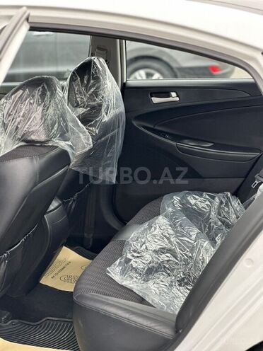 Hyundai Sonata 2014, 185,000 km - 2.0 л - Gəncə