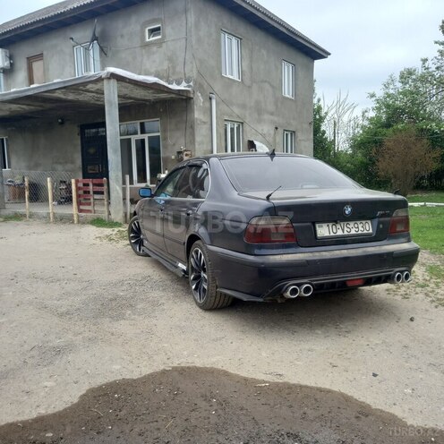 BMW 530 2002, 390,928 km - 2.9 l - Masallı