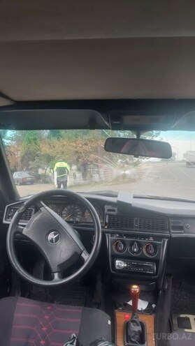 Mercedes 190 1990, 311,000 km - 1.8 l - Gəncə