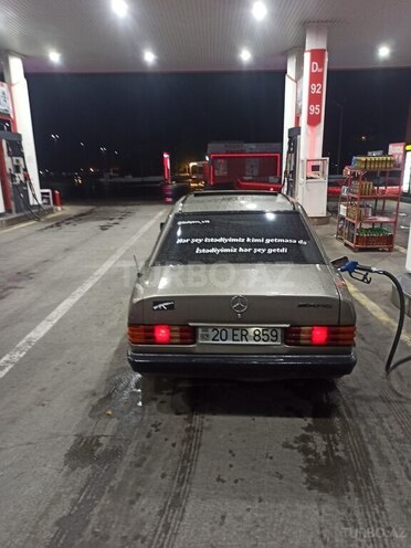 Mercedes 190 1990, 311,000 km - 1.8 l - Gəncə