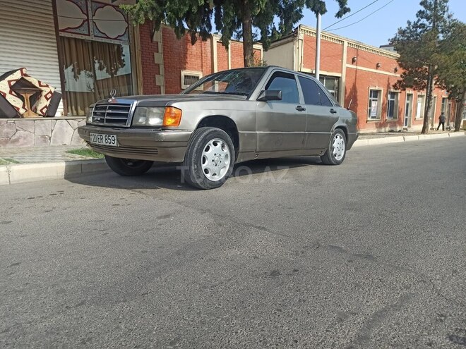 Mercedes 190 1990, 311,000 km - 1.8 l - Gəncə