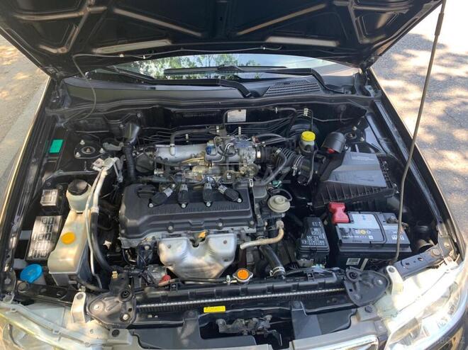 Nissan Sunny 2006, 340,000 km - 1.6 l - Bakı