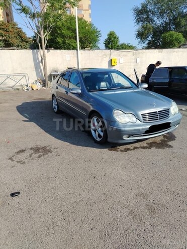 Mercedes C 180 2004, 280,000 km - 1.8 l - Bakı