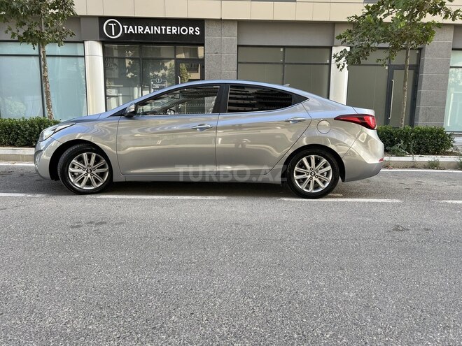 Hyundai Avante 2013, 193,000 km - 1.6 л - Bakı