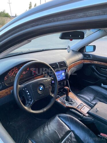 BMW 528 1999, 550,000 km - 2.8 l - Bakı