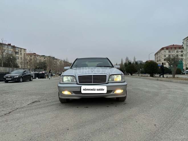 Mercedes C 200 2000, 503,212 km - 2.0 л - Bakı