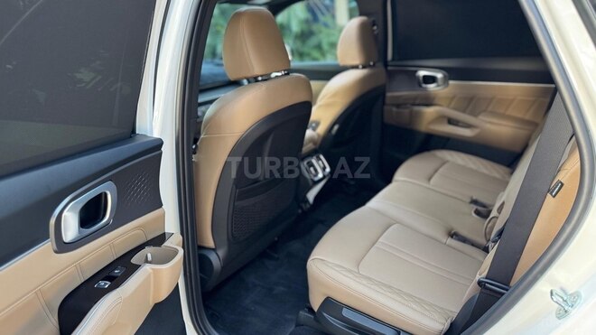 Kia Sorento 2025, 4,200 km - 1.6 l - Bakı