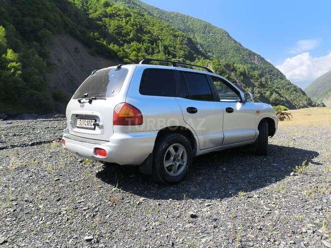 Hyundai Santa Fe 2001, 261,916 km - 2.4 l - Qax