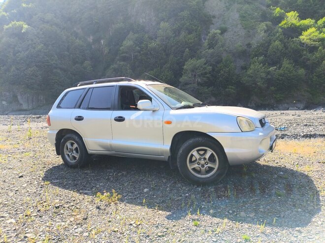 Hyundai Santa Fe 2001, 261,916 km - 2.4 l - Qax