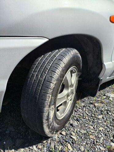 Hyundai Santa Fe 2001, 261,916 km - 2.4 l - Qax
