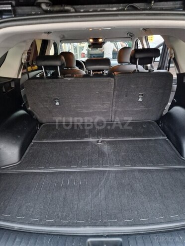 Kia Sorento-12