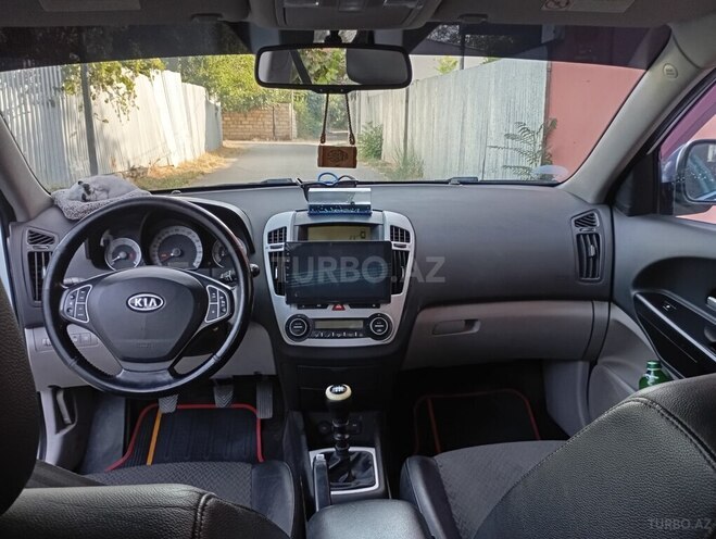 Kia  2008, 322,300 km - 1.6 l - Füzuli