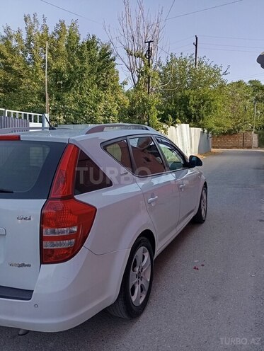 Kia  2008, 322,300 km - 1.6 l - Füzuli