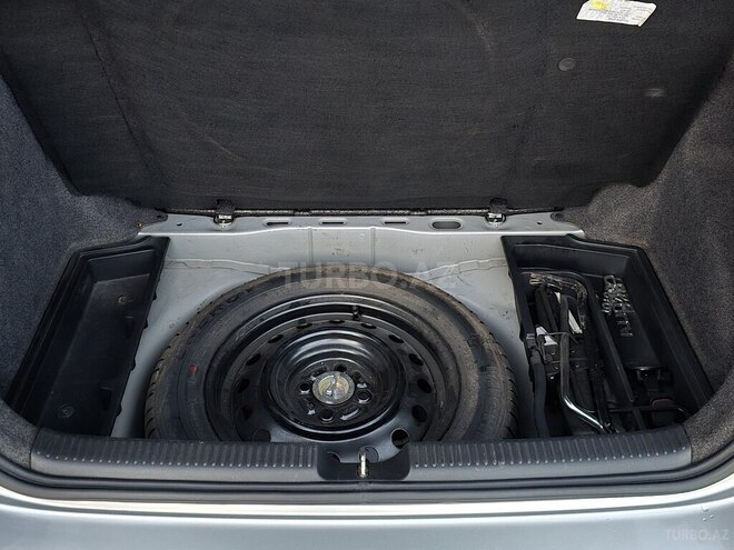 Toyota Corolla 2006, 275,000 km - 1.4 l - Bakı