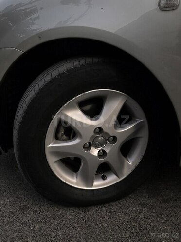Toyota Corolla 2006, 275,000 km - 1.4 l - Bakı