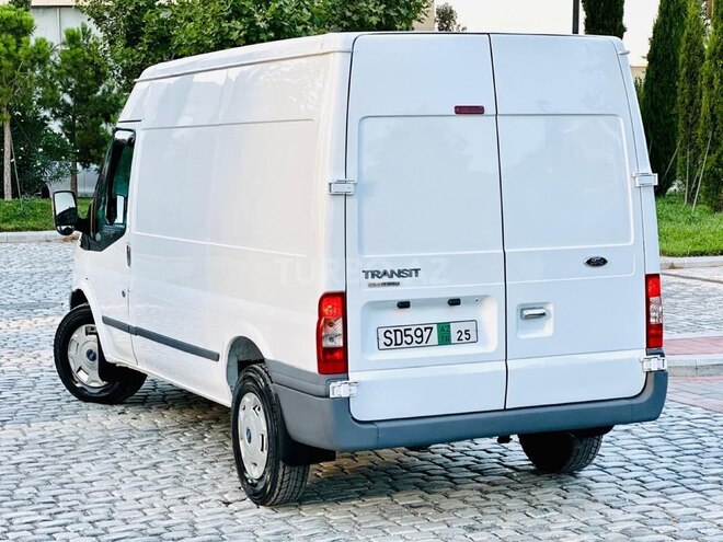 Ford Transit 2008, 232,000 km - 2.4 л - Bakı