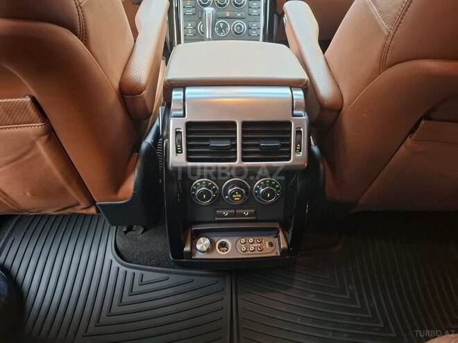 Land Rover Range Rover 2010, 135,000 km - 5.0 л - Bakı