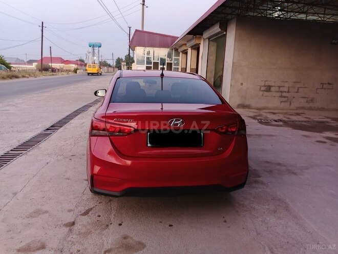 Hyundai Accent 2018, 87,959 km - 1.6 l - Gəncə