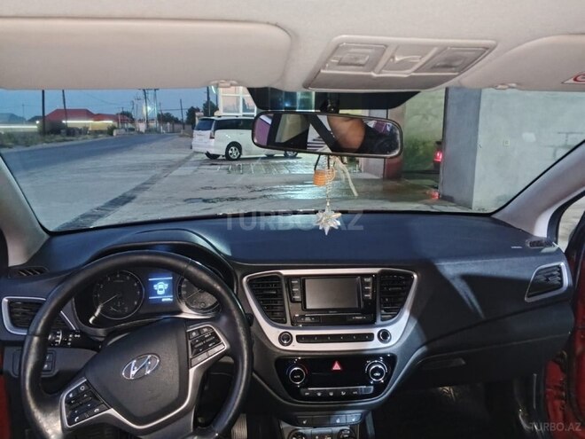 Hyundai Accent 2018, 87,959 km - 1.6 l - Gəncə