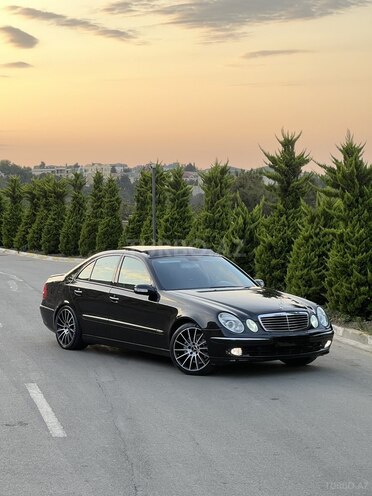 Mercedes E 240 2003, 257,000 km - 2.6 l - Bakı
