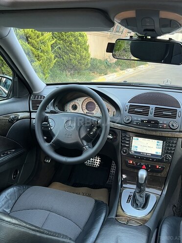 Mercedes E 240 2003, 257,000 km - 2.6 l - Bakı