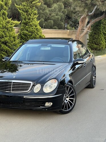 Mercedes E 240 2003, 257,000 km - 2.6 l - Bakı
