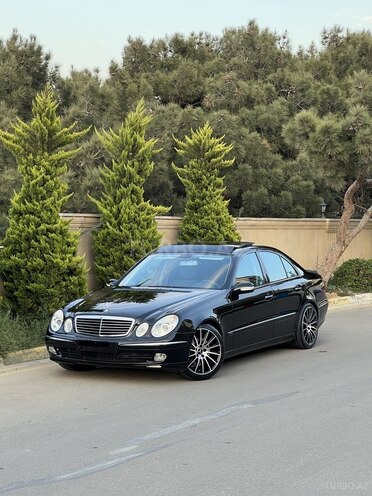 Mercedes E 240 2003, 257,000 km - 2.6 l - Bakı