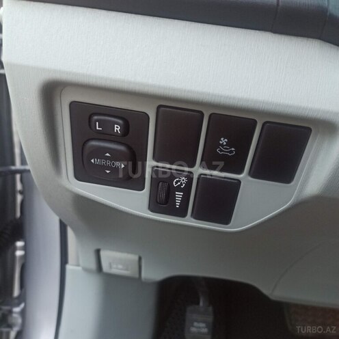 Toyota Prius 2013, 287,429 km - 1.8 l - Bakı