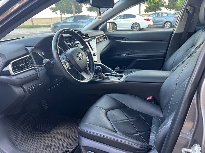 Toyota Camry 2017, 100,000 km - 2.5 л - Bakı