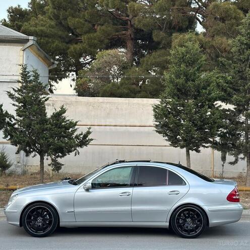 Mercedes E 240 2002, 234,000 km - 2.6 l - Bakı