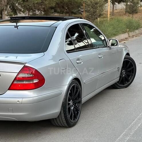 Mercedes E 240 2002, 234,000 km - 2.6 l - Bakı