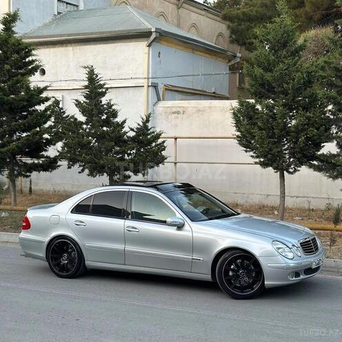Mercedes E 240 2002, 234,000 km - 2.6 l - Bakı