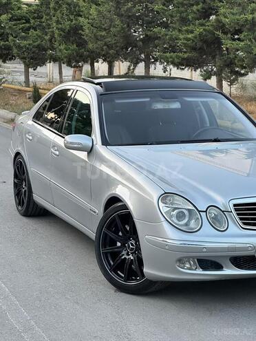 Mercedes E 240 2002, 234,000 km - 2.6 l - Bakı