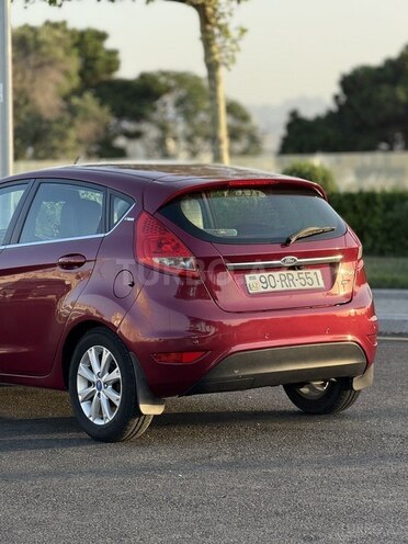 Ford Fiesta 2012, 252,000 km - 1.4 l - Bakı
