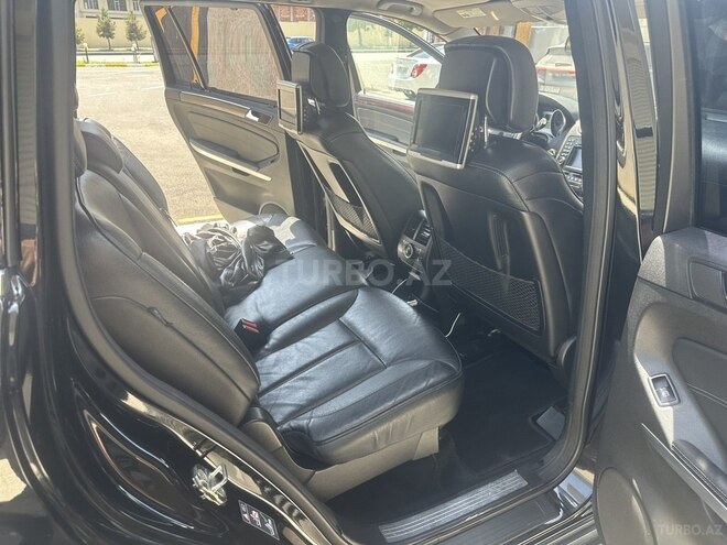 Mercedes GL 550-8