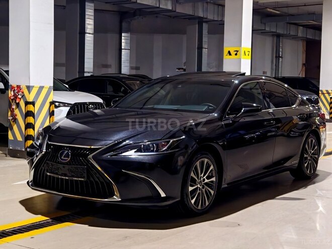 Lexus ES 300h-9