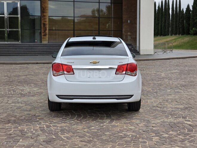 Chevrolet Cruze 2015, 153,000 km - 1.4 l - Şəmkir