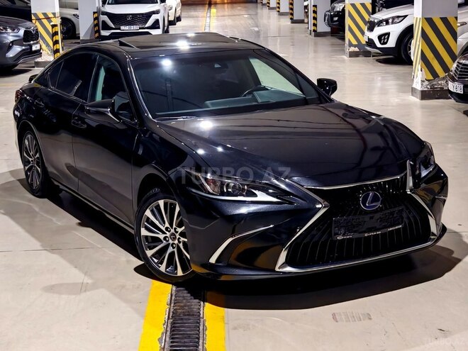 Lexus ES 300h-4