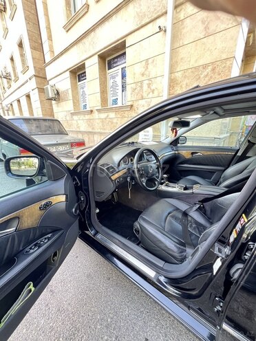Mercedes E 350 2005, 261,000 km - 3.5 l - Naxçıvan