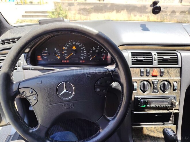 Mercedes E 200 1998, 438,883 km - 2.0 л - Bakı