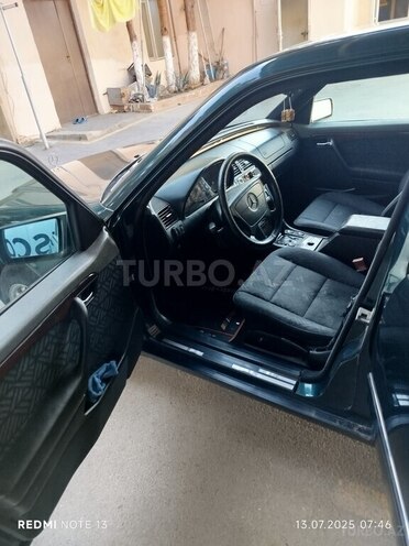 Mercedes C 180 1995, 282,000 km - 1.8 л - Bakı