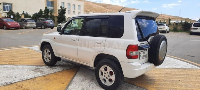Mitsubishi Pajero io 2000, 311,000 km - 1.8 l - Quba