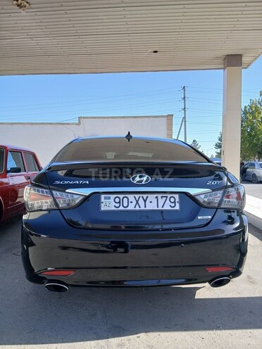 Hyundai Sonata-8