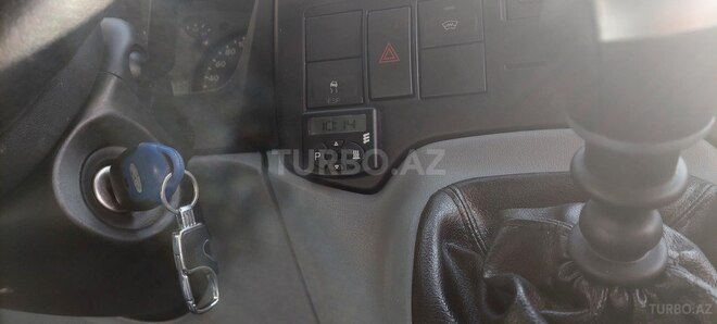 Ford Transit-7