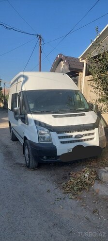 Ford Transit-1