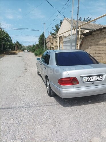 Mercedes E 220 d 1998, 100,000 km - 2.2 л - Bakı