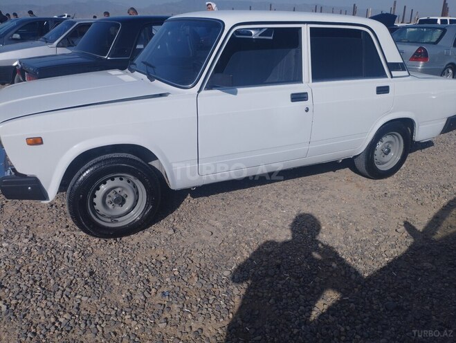 LADA (VAZ) 2107 2011, 160,000 km - 1.6 l - Tovuz