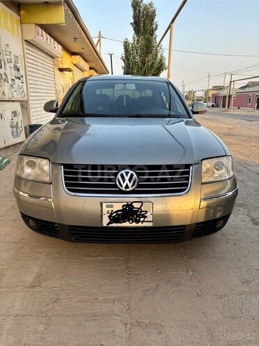 Volkswagen Passat 2004, 302,000 km - 1.8 л - Bakı
