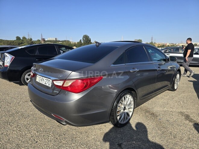 Hyundai Sonata-7